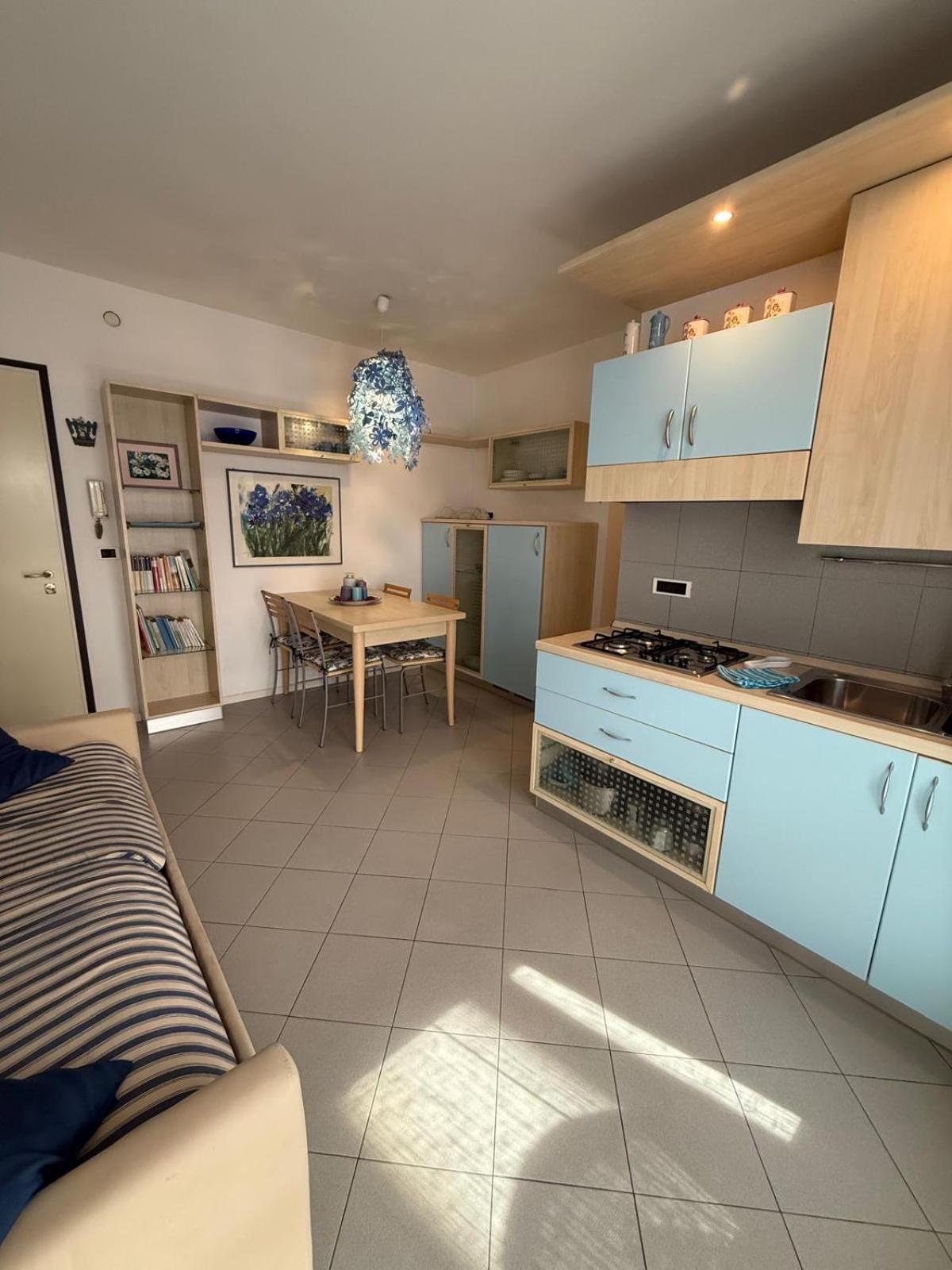 Gracious Apartment Located In The Heart Of Lignano Lignano Sabbiadoro Exteriör bild